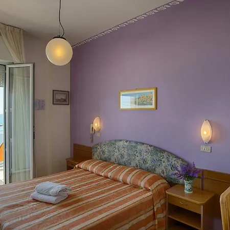 Hotel Meritime-3